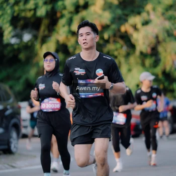 Runner Photo 4119918