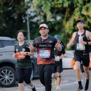 Runner Photo 4119955