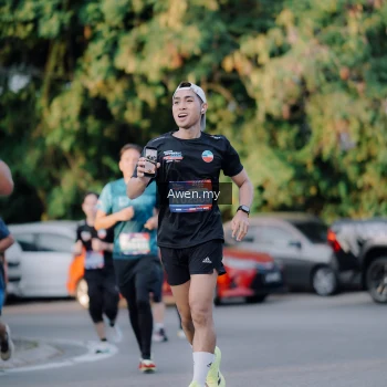 Runner Photo 4119962