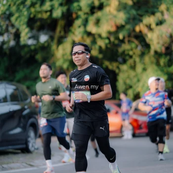 Runner Photo 4119965