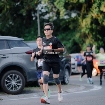 Runner Photo 4120035