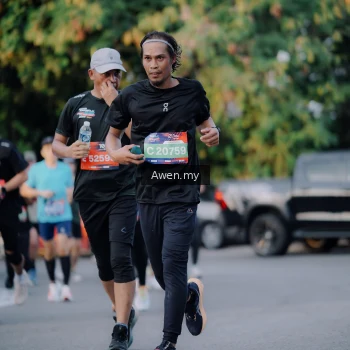 Runner Photo 4120115