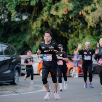 Runner Photo 4120126