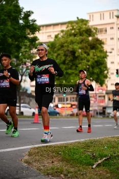 Runner Photo 4121684