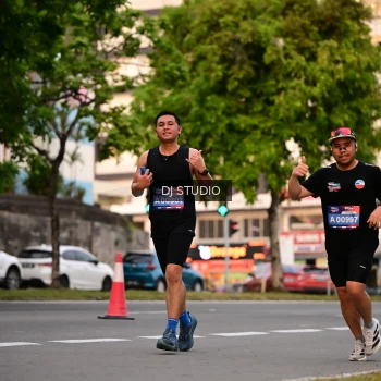 Runner Photo 4121735