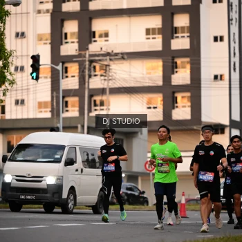 Runner Photo 4121771