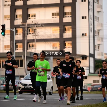 Runner Photo 4121774