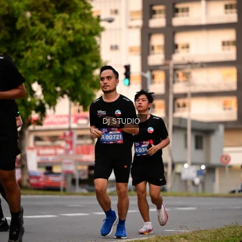 Runner Photo 4121795