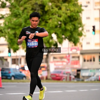 Runner Photo 4121837