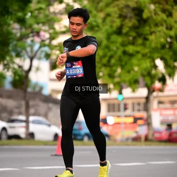 Runner Photo 4121840