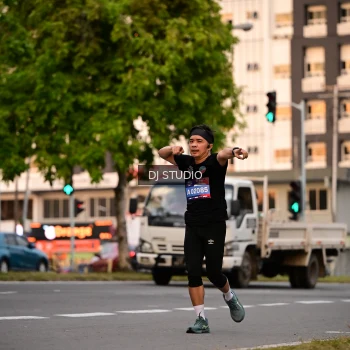 Runner Photo 4121873