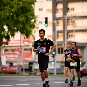 Runner Photo 4121883