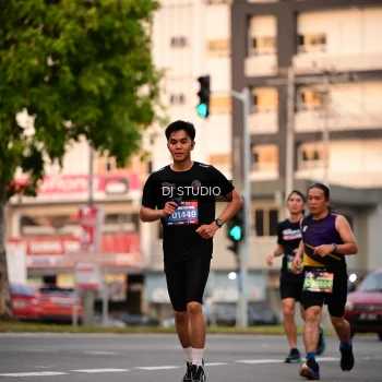 Runner Photo 4121885