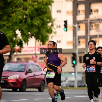 Runner Photo 4121893