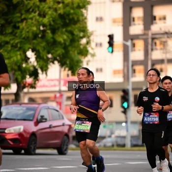 Runner Photo 4121895