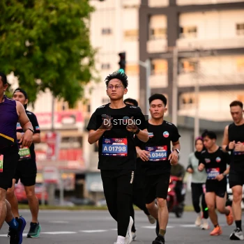 Runner Photo 4121900