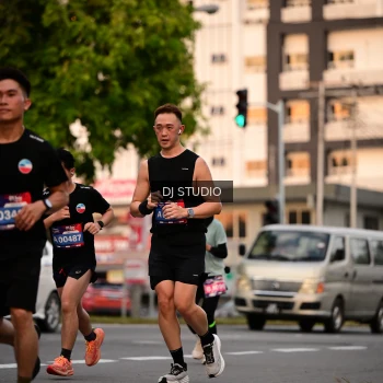 Runner Photo 4121919