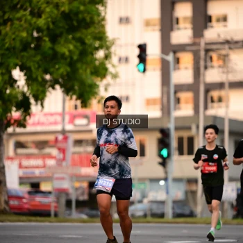 Runner Photo 4122030