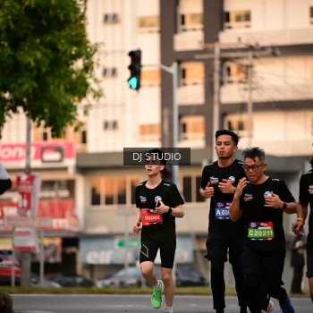 Runner Photo 4122033