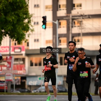 Runner Photo 4122034