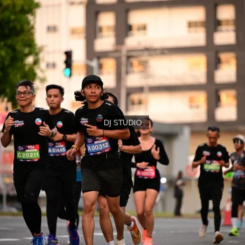 Runner Photo 4122045