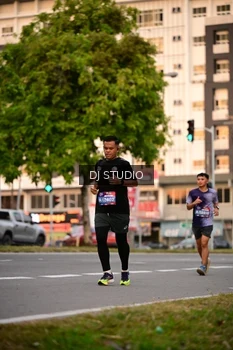 Runner Photo 4122095