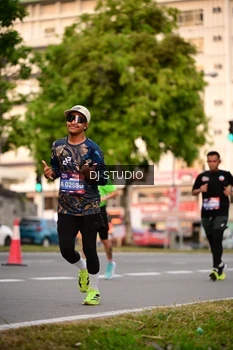 Runner Photo 4122096