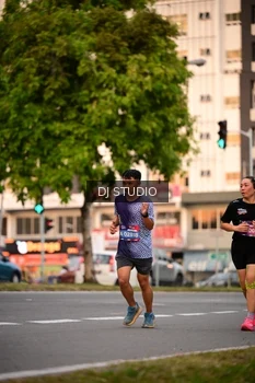 Runner Photo 4122111
