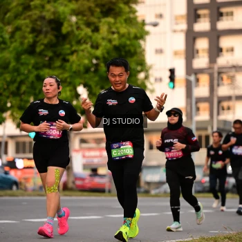 Runner Photo 4122123
