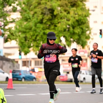 Runner Photo 4122143