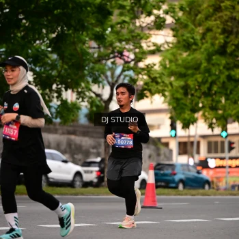 Runner Photo 4122174