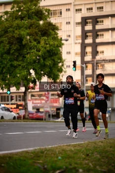 Runner Photo 4122194