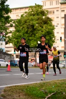 Runner Photo 4122208