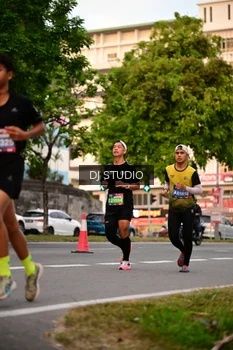 Runner Photo 4122240