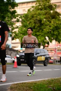 Runner Photo 4122266