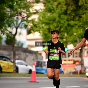 Runner Photo 4122273
