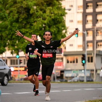 Runner Photo 4122295