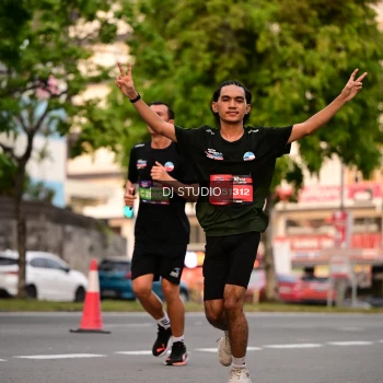 Runner Photo 4122301