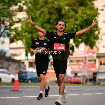Runner Photo 4122305