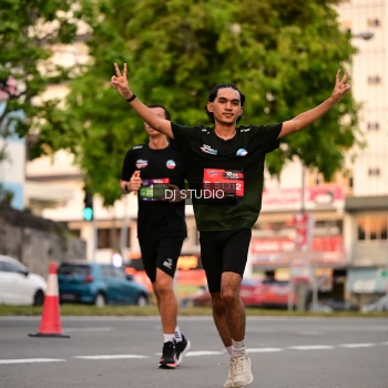 Runner Photo 4122306