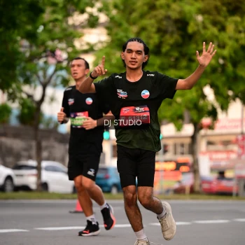 Runner Photo 4122311