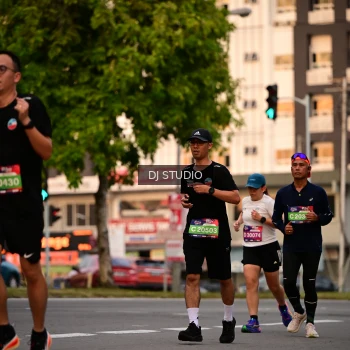 Runner Photo 4122339