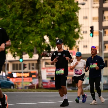 Runner Photo 4122350