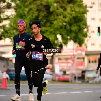 Runner Photo 4122380