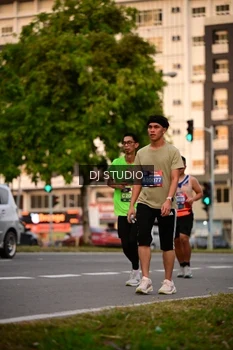 Runner Photo 4122397