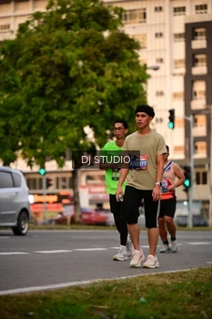 Runner Photo 4122398