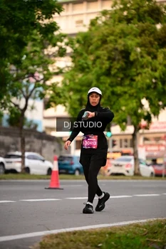 Runner Photo 4122399