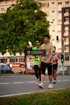 Runner Photo 4122403