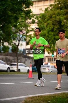 Runner Photo 4122413