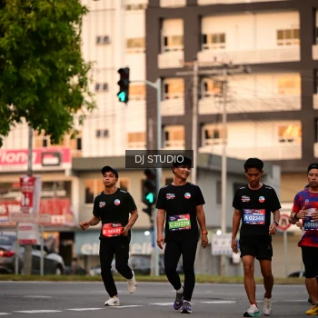 Runner Photo 4122423
